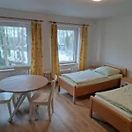 מלון דירות Zimmervermietung Hartl 3*